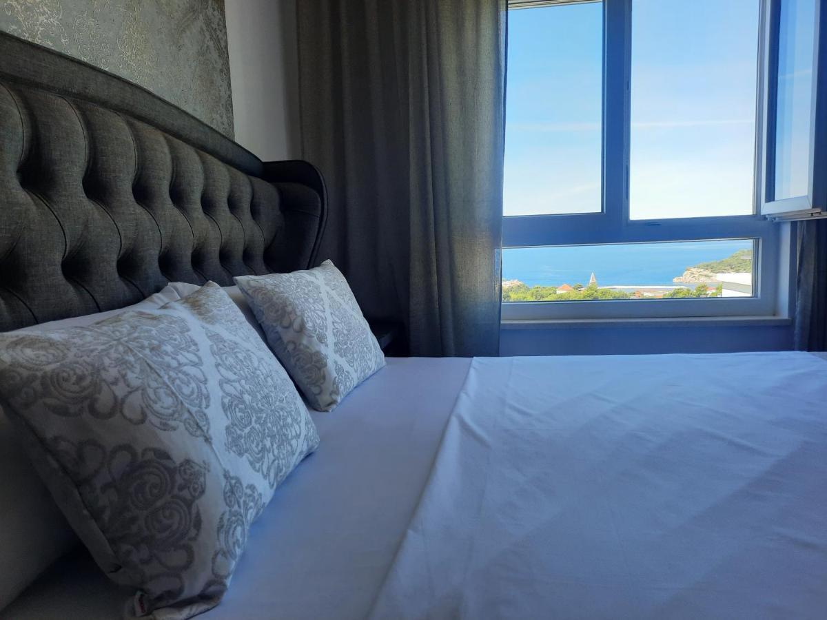 Apartment Anny De Luxe With Sea View Makarska Exterior foto